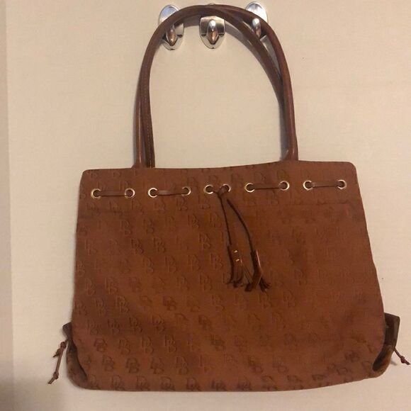 Dooney & Bourke Tote Bag - Picture 1 of 10